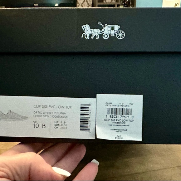 Coach Clip Low Top Sneaker In Signature Canvas in Optic White Petunia Size 10 - Picture 13 of 13
